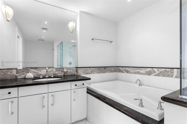 540 West Ave 1514, Miami Beach, FL 33139