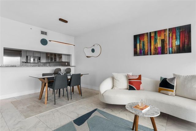 540 West Ave 1514, Miami Beach, FL 33139