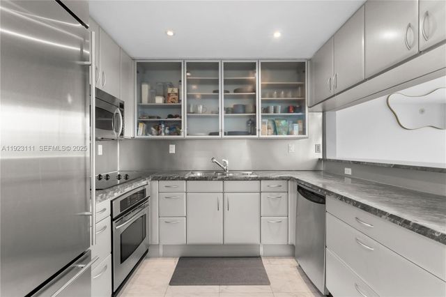 540 West Ave 1514, Miami Beach, FL 33139