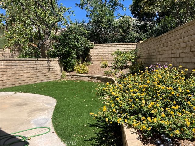 26514 Big Horn Way, Valencia, CA 91354