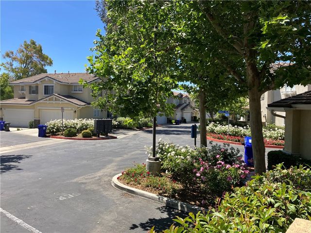 26514 Big Horn Way, Valencia, CA 91354
