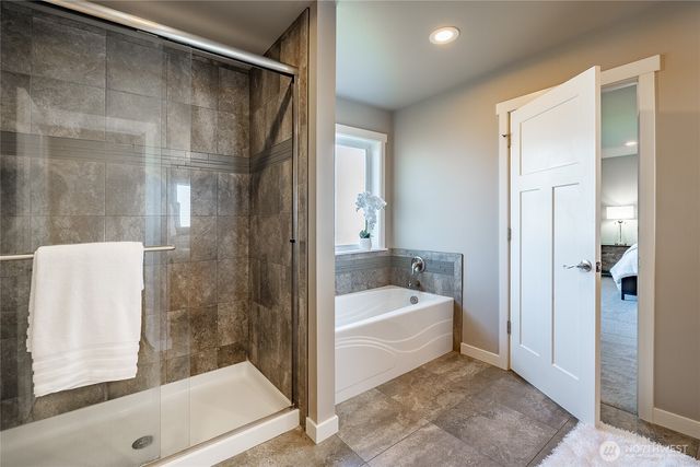 5319 Coastal Loop, Blaine, WA 98230