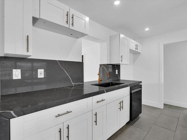 5710 SW 54th Court, Davie, FL 33314