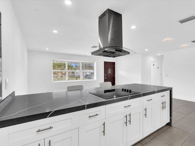 5710 SW 54th Court, Davie, FL 33314