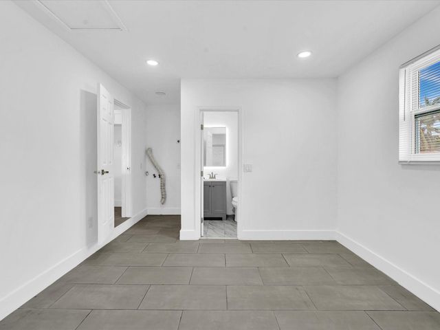 5710 SW 54th Court, Davie, FL 33314