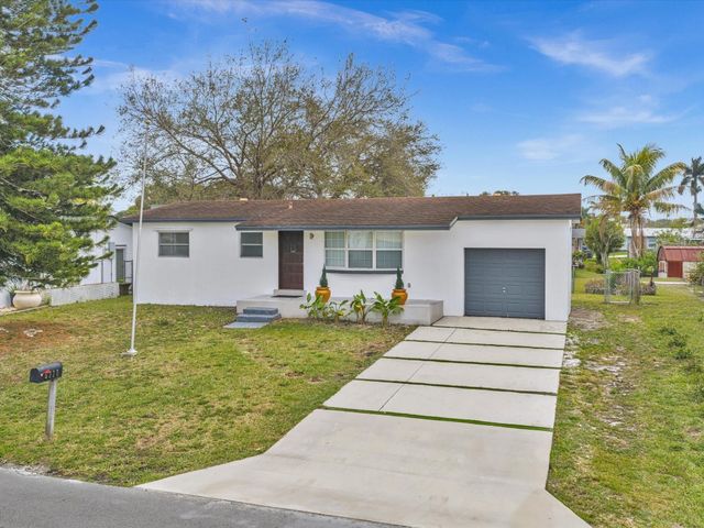 5710 SW 54th Court, Davie, FL 33314