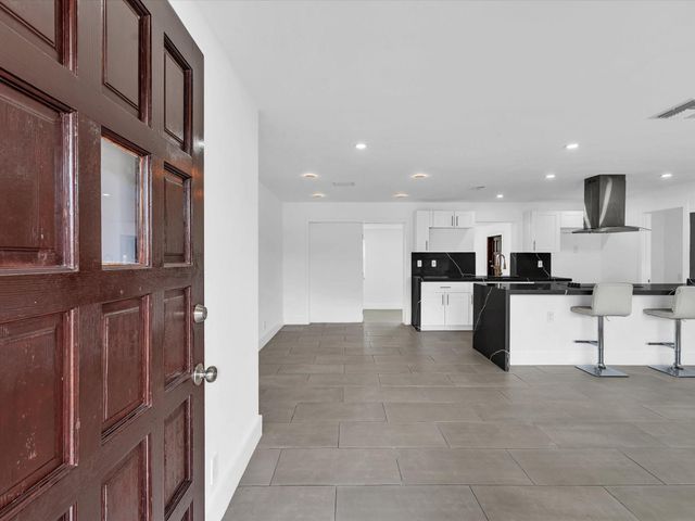 5710 SW 54th Court, Davie, FL 33314