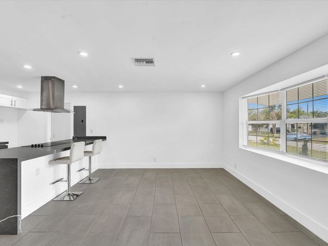 5710 SW 54th Court, Davie, FL 33314