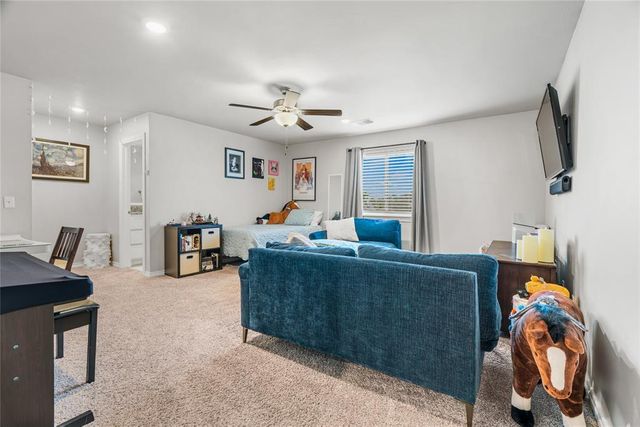 605 Bison Crossing Drive, Yukon, OK 73099