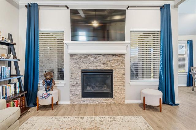 605 Bison Crossing Drive, Yukon, OK 73099