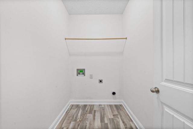 1301 Golden Eagle Way, Clarksville, TN 37040