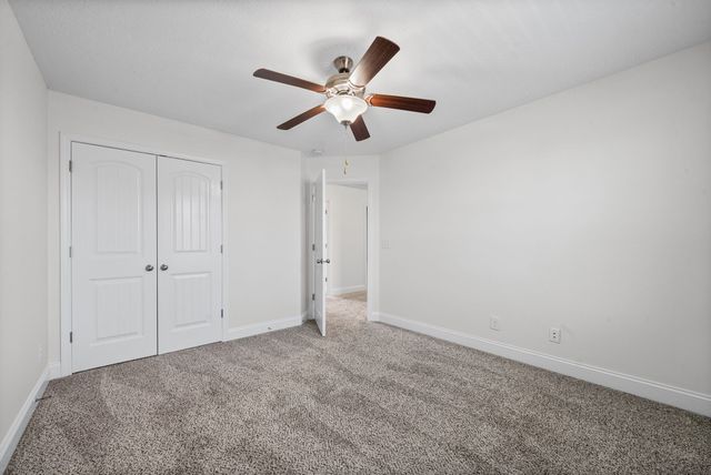 1301 Golden Eagle Way, Clarksville, TN 37040