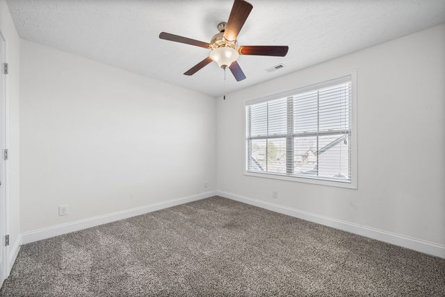 1301 Golden Eagle Way, Clarksville, TN 37040