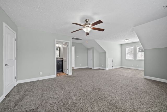 1301 Golden Eagle Way, Clarksville, TN 37040