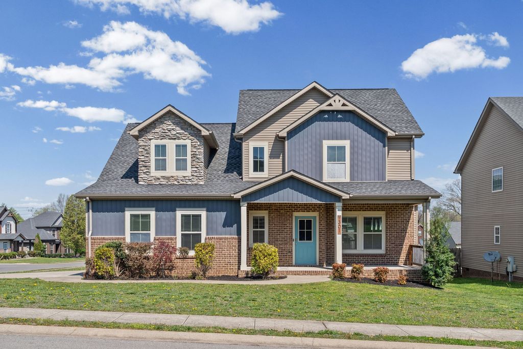 1301 Golden Eagle Way, Clarksville, TN 37040