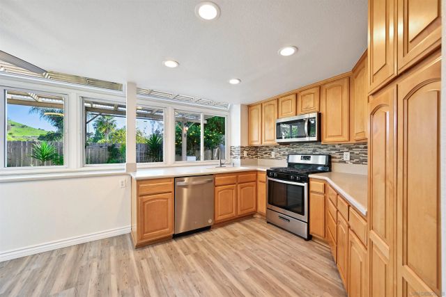 1749 Via Allena, Oceanside, CA 92056