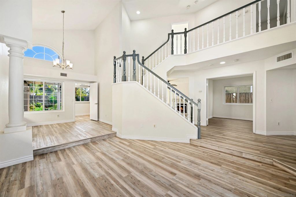 1749 Via Allena, Oceanside, CA 92056