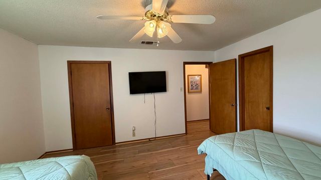 301 VZ County 1320 Road, Canton, TX 75103