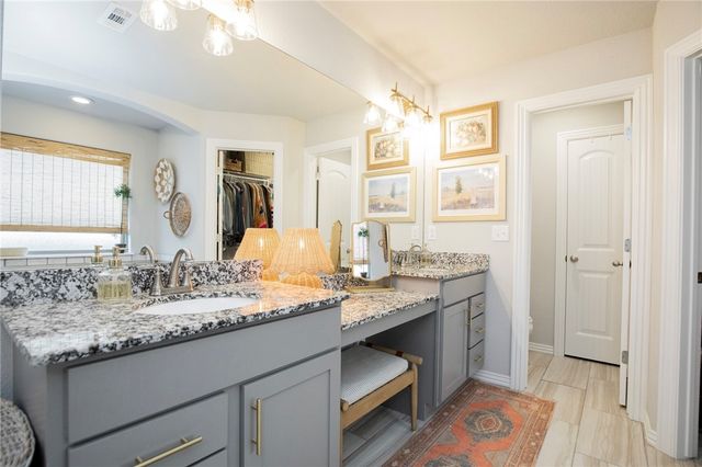 4238 W Anthem Drive, Fayetteville, AR 72704