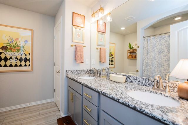 4238 W Anthem Drive, Fayetteville, AR 72704