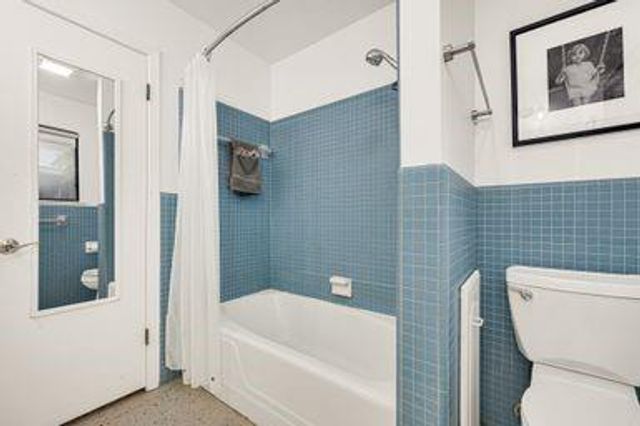 6023 Dumfries Drive, Houston, TX 77096
