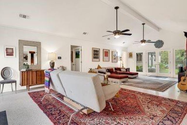 6023 Dumfries Drive, Houston, TX 77096