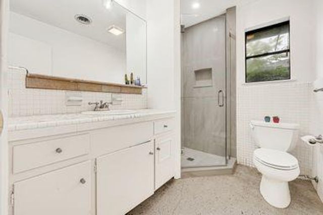 6023 Dumfries Drive, Houston, TX 77096