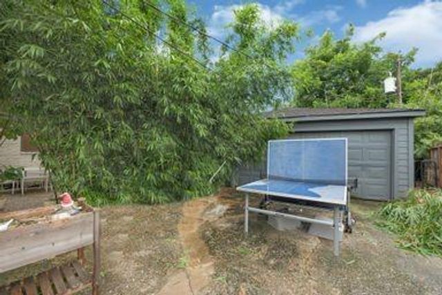 6023 Dumfries Drive, Houston, TX 77096