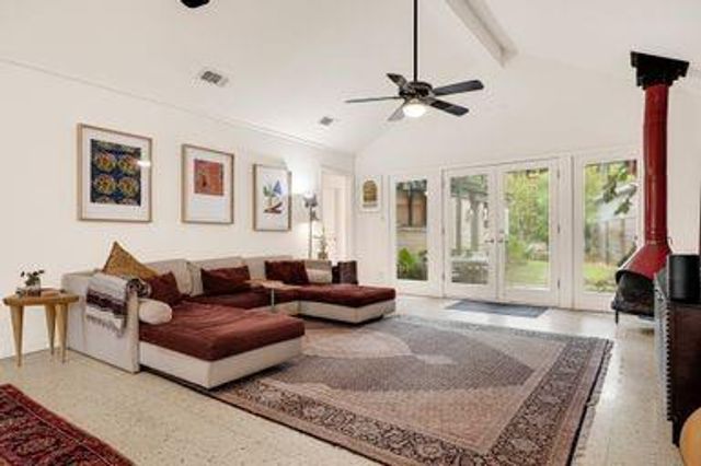 6023 Dumfries Drive, Houston, TX 77096