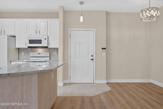 11251 CAMPFIELD Drive 1202, Jacksonville, FL 32256