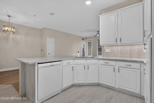 11251 CAMPFIELD Drive 1202, Jacksonville, FL 32256