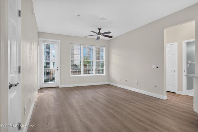 11251 CAMPFIELD Drive 1202, Jacksonville, FL 32256