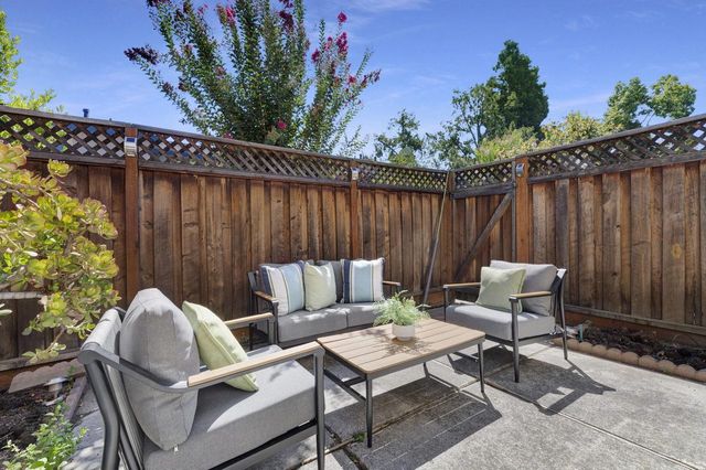 1396 Pinehurst Square, San Jose, CA 95117