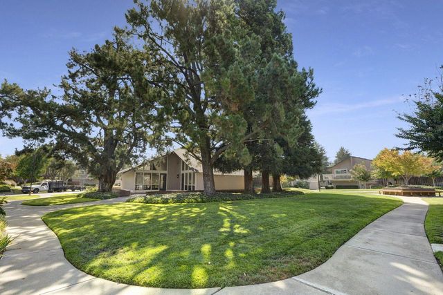 1396 Pinehurst Square, San Jose, CA 95117