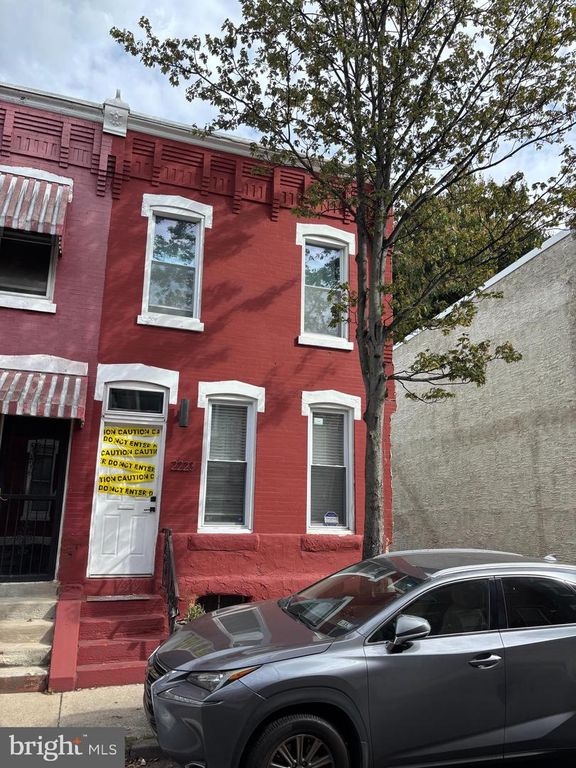 2223 N GRATZ ST, Philadelphia, PA 19132