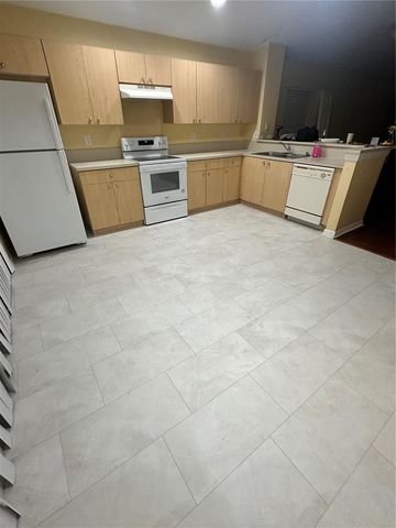 11422 CRESTLAKE VILLAGE DRIVE, Riverview, FL 33569