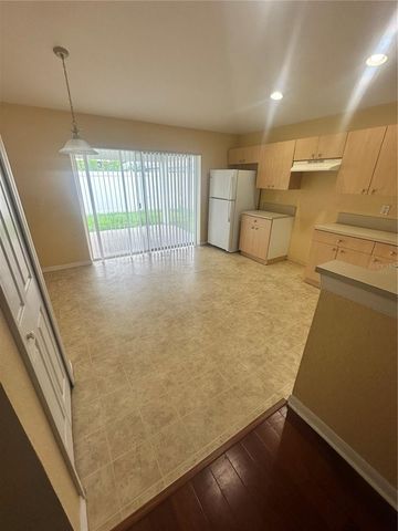 11422 CRESTLAKE VILLAGE DRIVE, Riverview, FL 33569