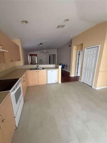 11422 CRESTLAKE VILLAGE DRIVE, Riverview, FL 33569