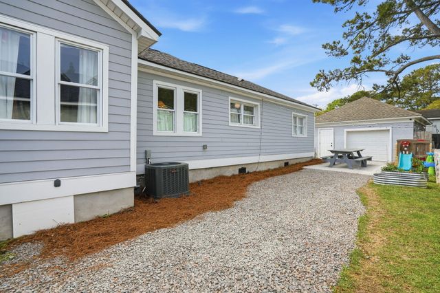 1120 Gunn Avenue, Charleston, SC 29407