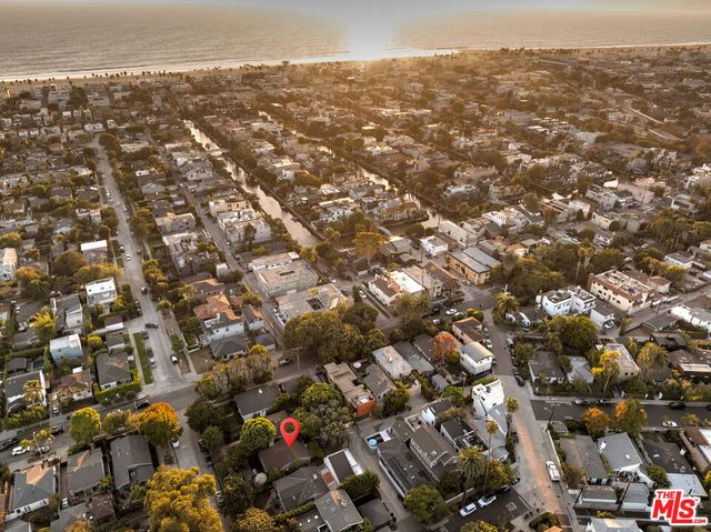 547 28th Avenue, Venice, CA 90291
