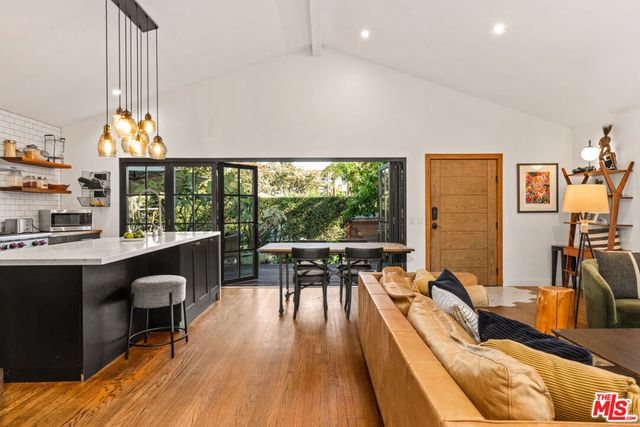 547 28th Avenue, Venice, CA 90291