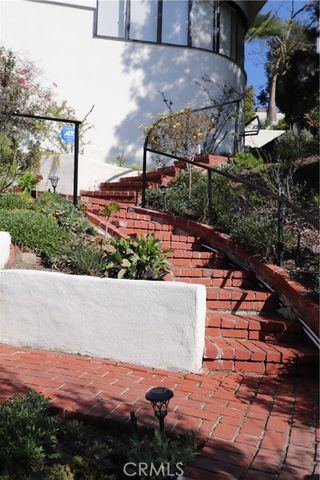 703 Luton, Glendale, CA 91206