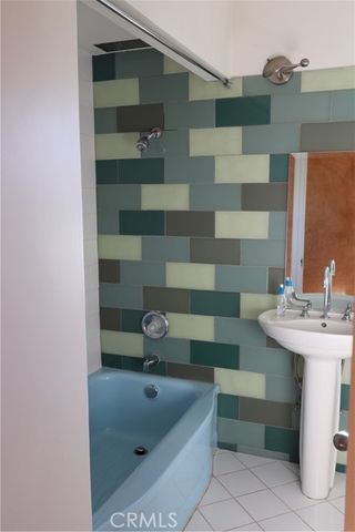 703 Luton, Glendale, CA 91206