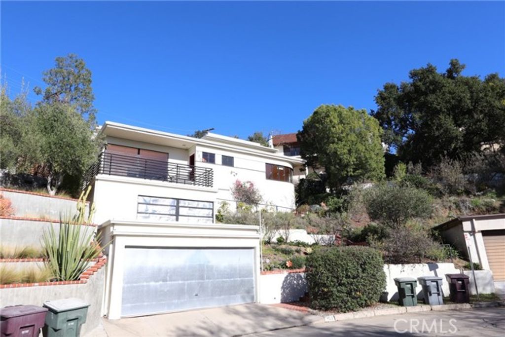 703 Luton, Glendale, CA 91206