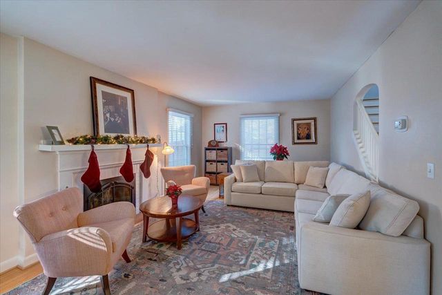 4186 Nakoma Road, Madison, WI 53711