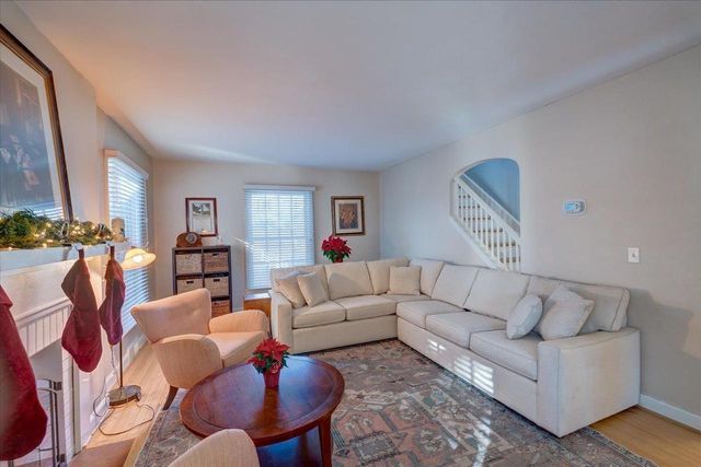 4186 Nakoma Road, Madison, WI 53711