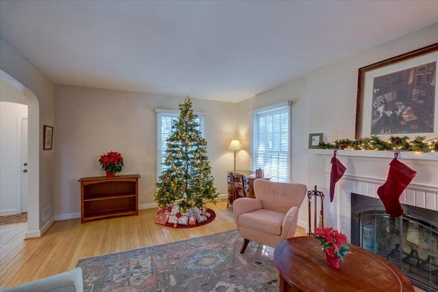 4186 Nakoma Road, Madison, WI 53711