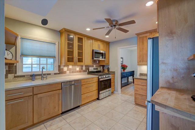 4186 Nakoma Road, Madison, WI 53711