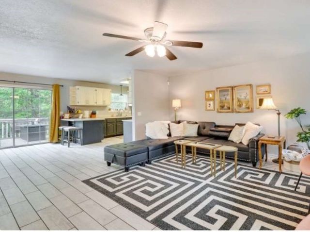 15999 Linden Lane, Rogers, AR 72756