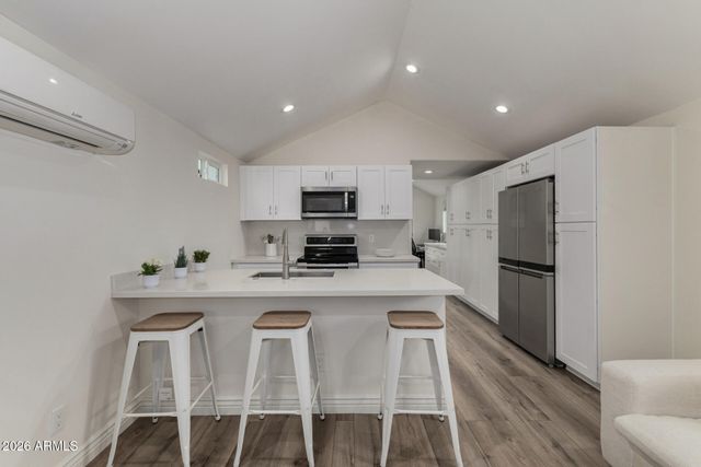 521 W MARIPOSA Street, Phoenix, AZ 85013